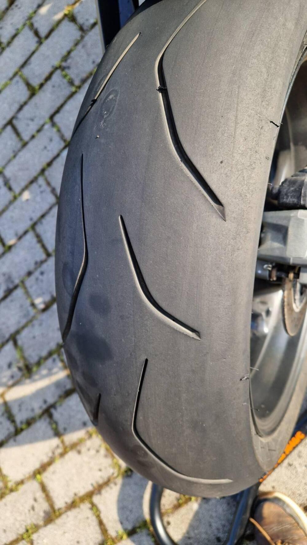 Triumph Street Triple 765 RS (2023 - 26) (7)