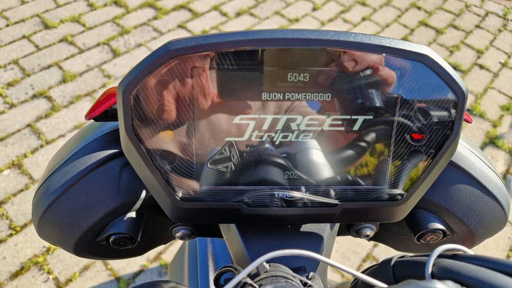 Triumph Street Triple 765 RS (2023 - 26) (5)