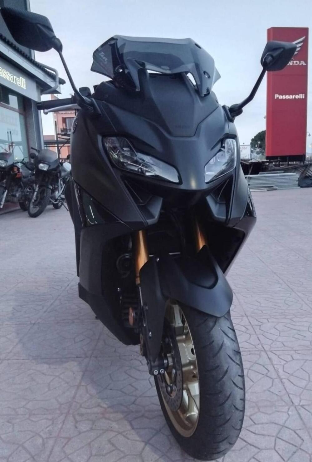 Yamaha T-Max 560 Tech Max (2022 - 24) (2)