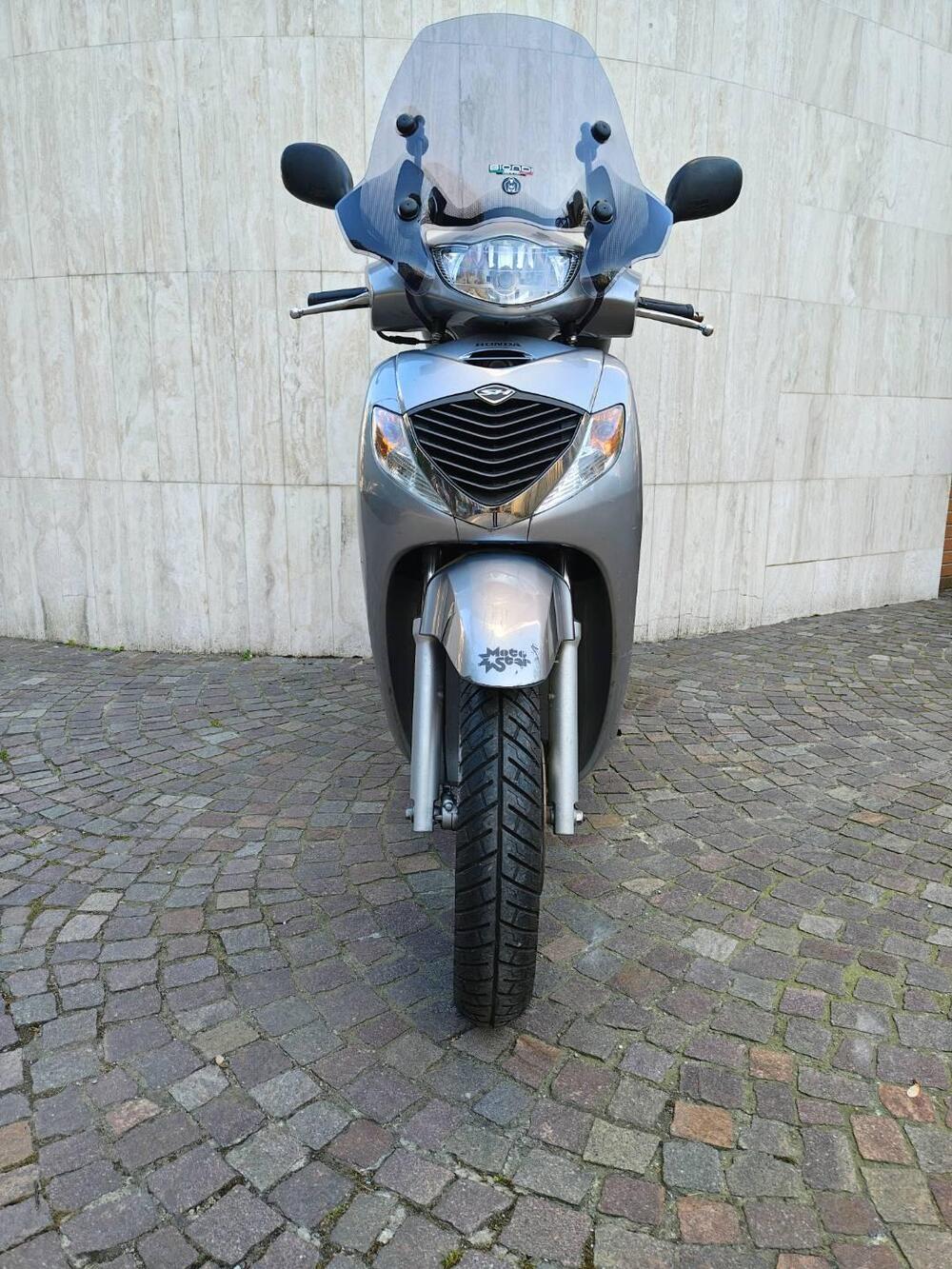 Honda SH 150 (2000 - 06) (4)