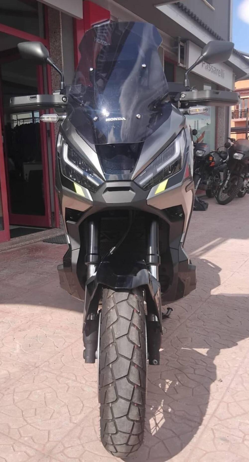 Honda X-ADV 750 DCT (2021 - 24) (2)