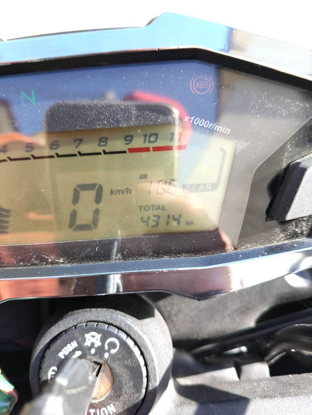 Voge Brivido 300R (2021 - 24) (8)