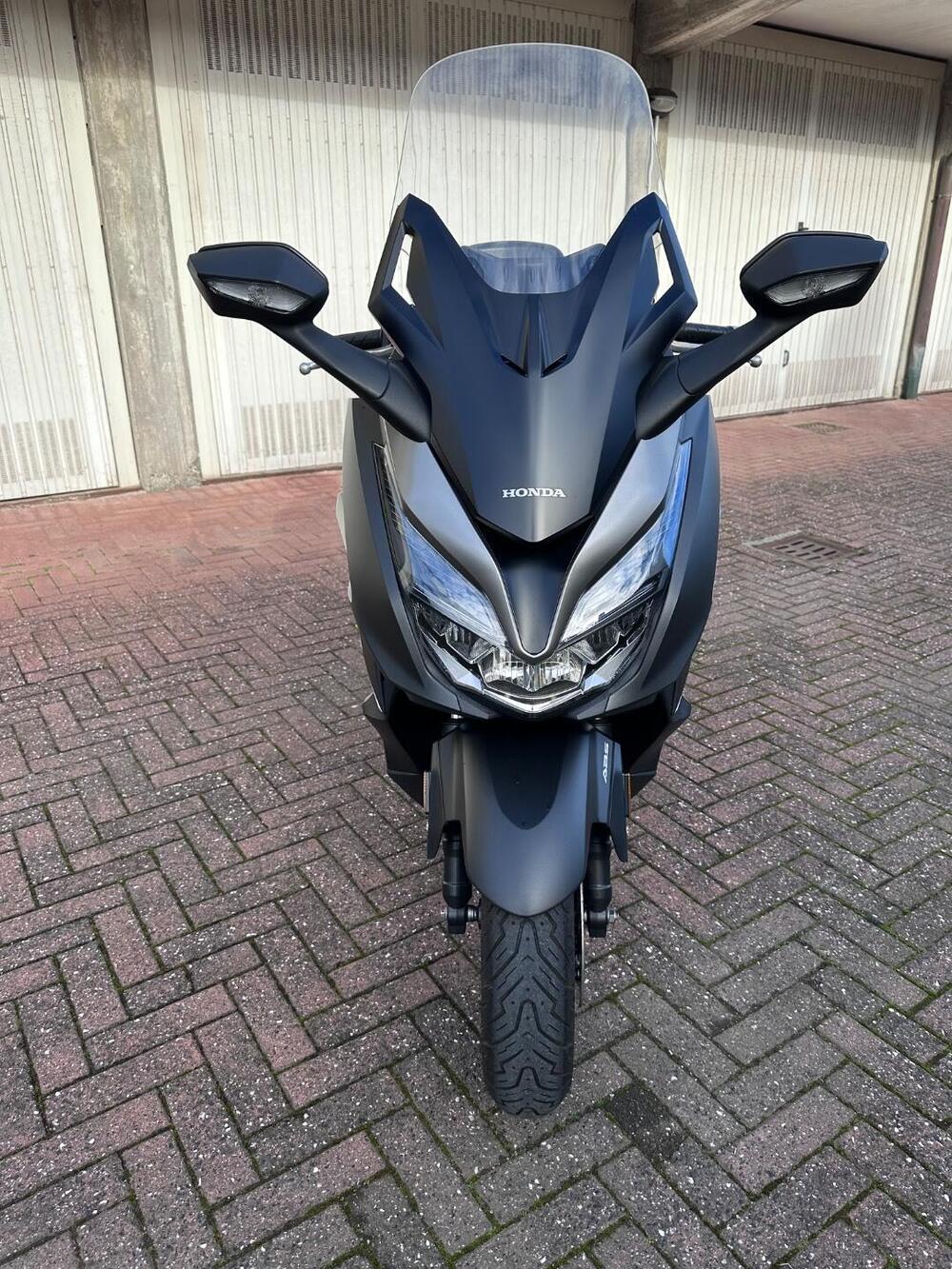 Honda Forza 350 (2022 - 24) (4)