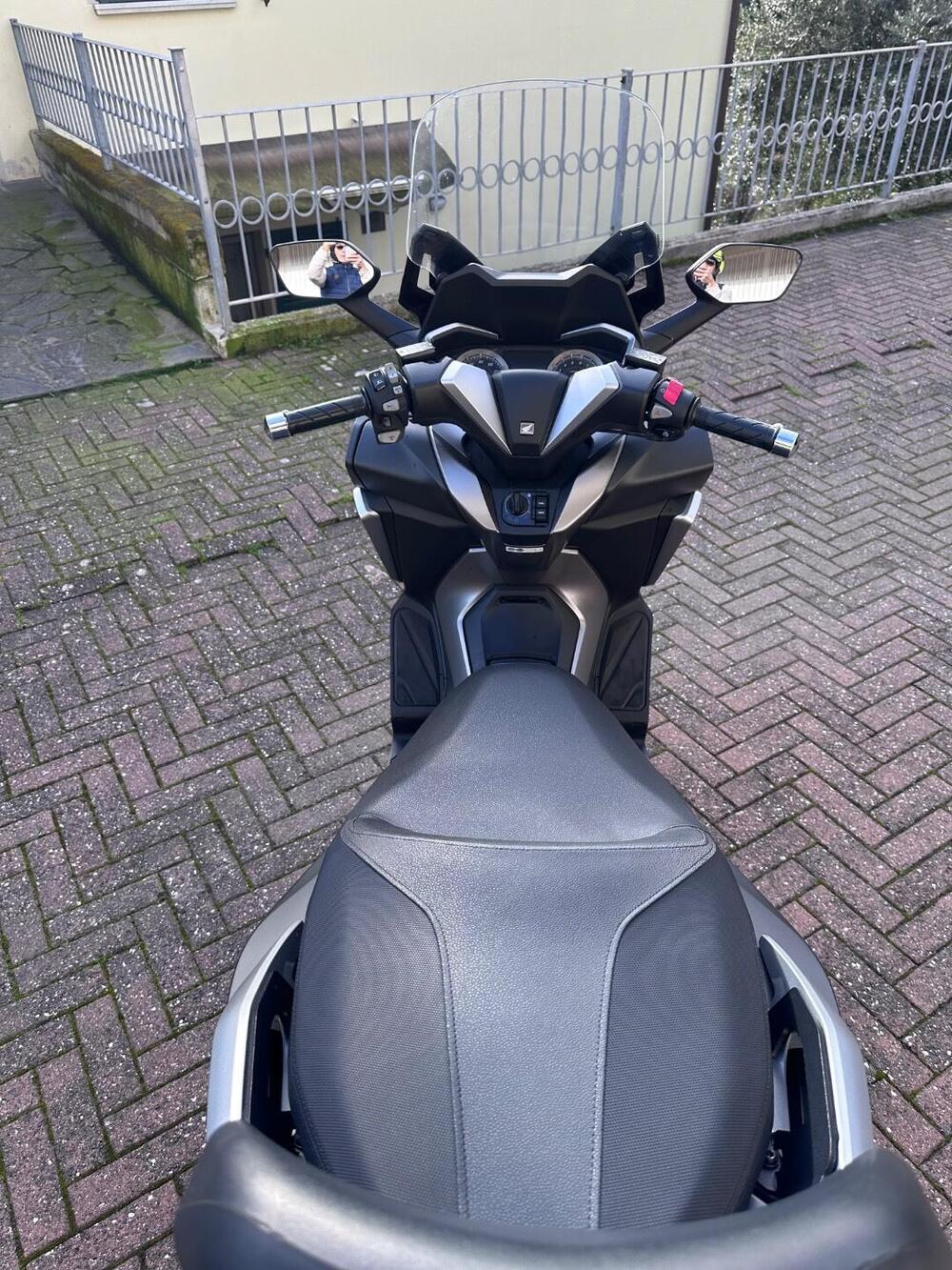 Honda Forza 350 (2022 - 24) (5)