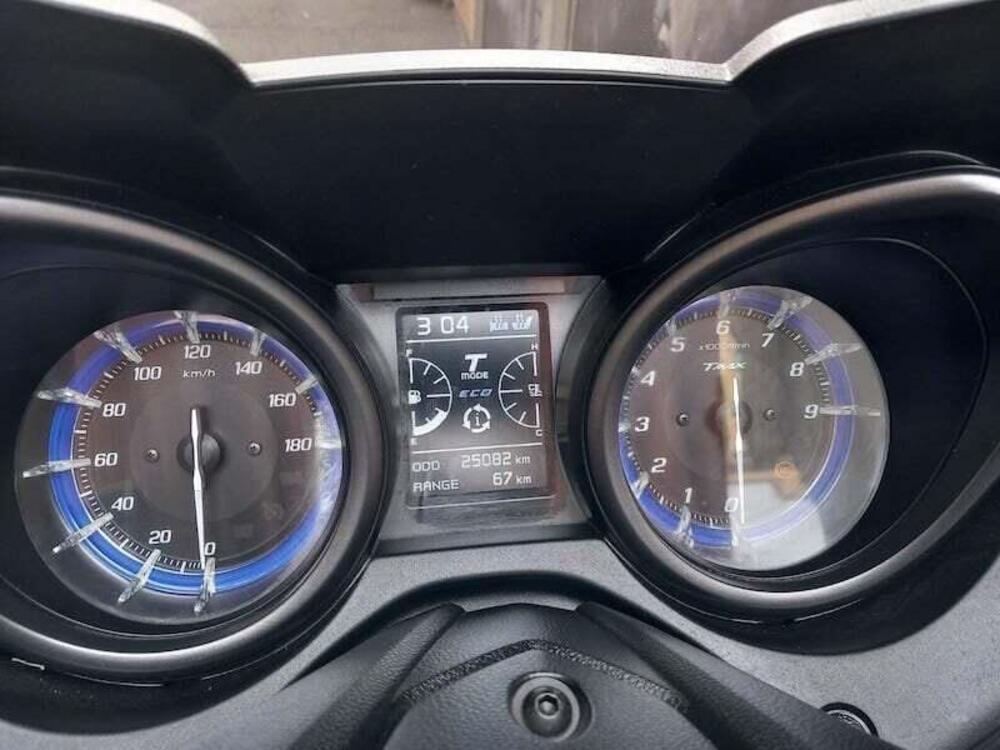 Yamaha T-Max 560 Tech Max (2021) (13)