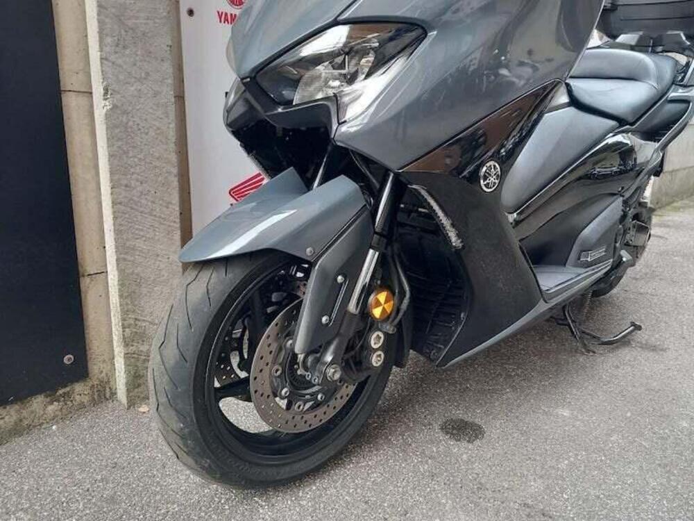 Yamaha T-Max 560 Tech Max (2021) (15)