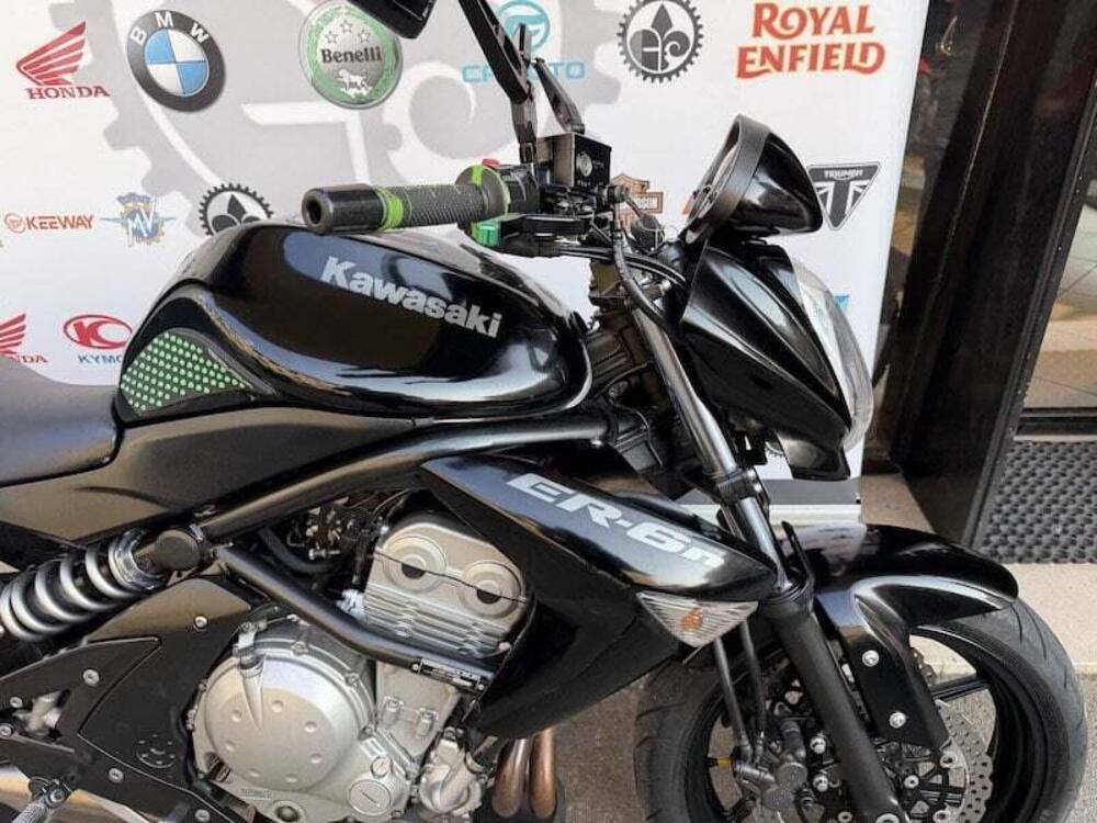 Kawasaki ER-6N (2005 - 08) (7)