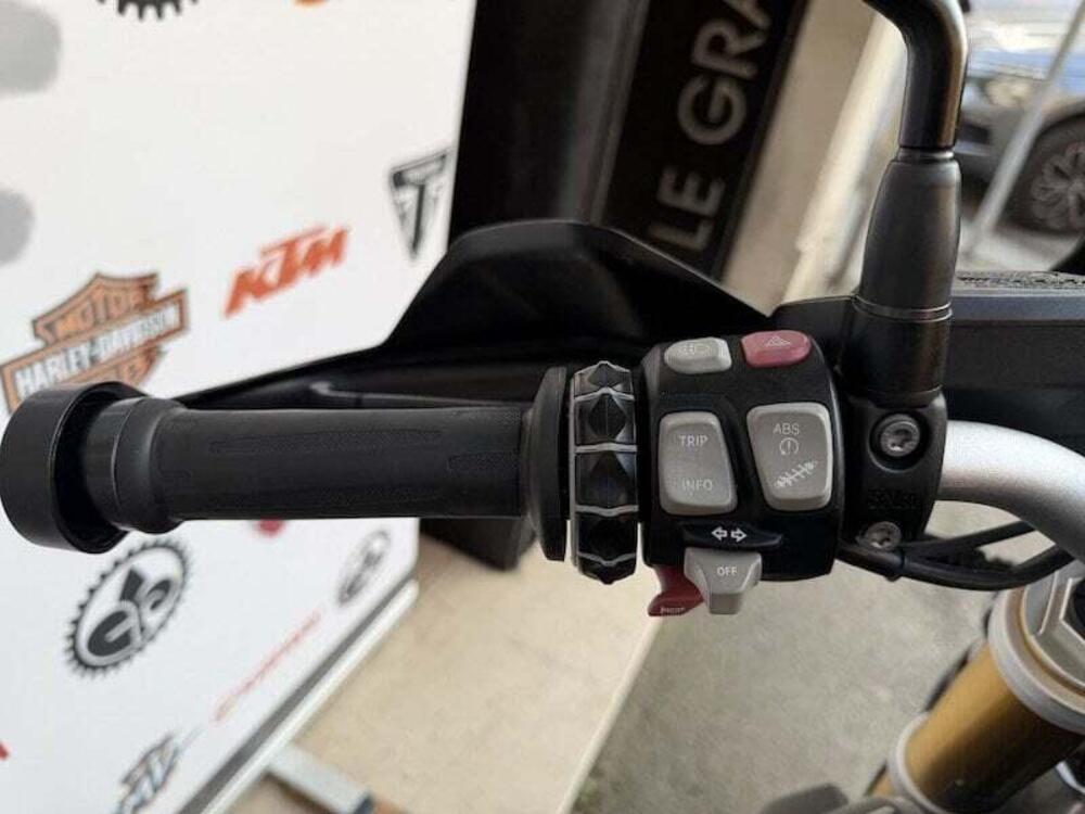 Bmw R 1200 R (2017 - 18) (19)