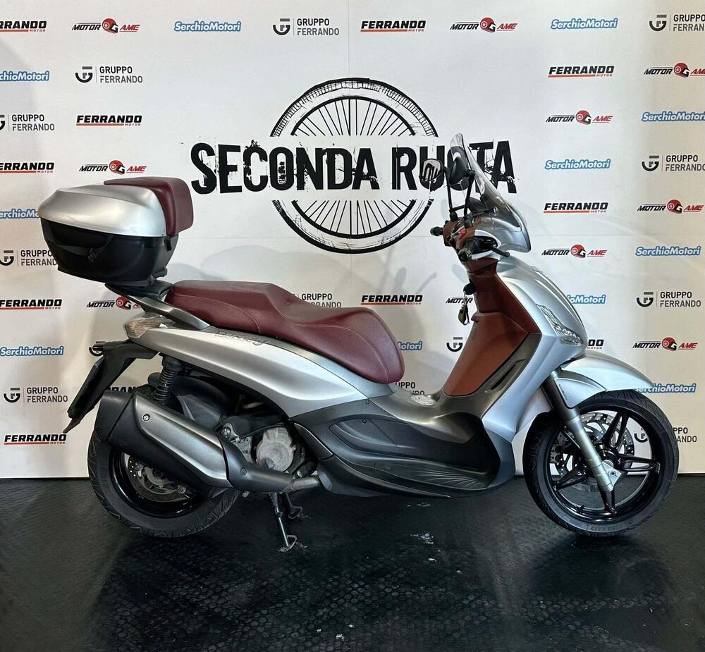 Piaggio Beverly 350 SportTouring ie ABS (2011 - 17)