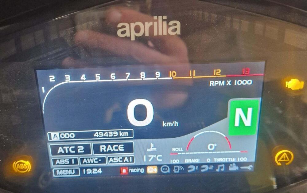 Aprilia Tuono V4 Factory (2019 - 20) (5)