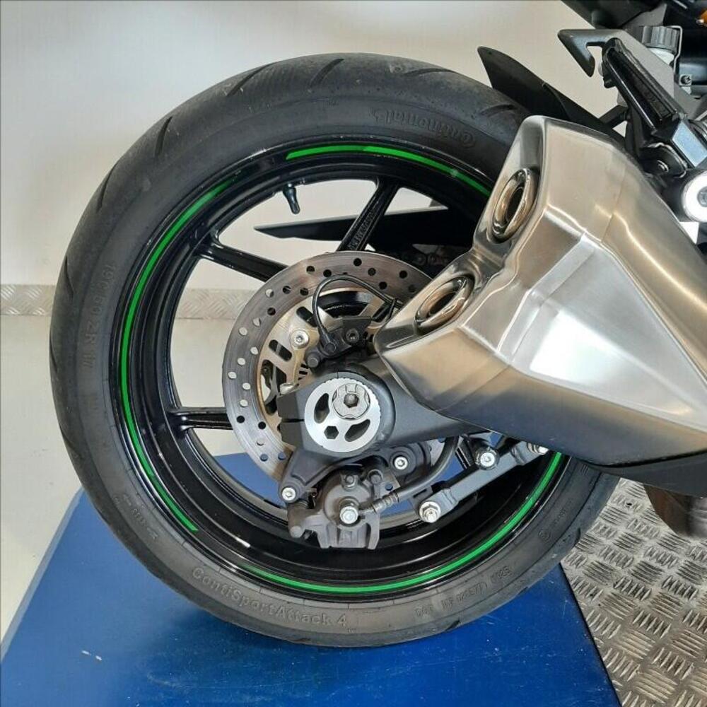 Kawasaki Z 1000 R (2017 - 20) (8)