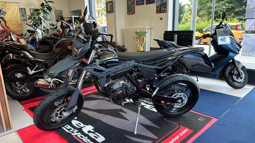 Betamotor RR 125 4T Motard T - X Special Edition (2025 - 26)