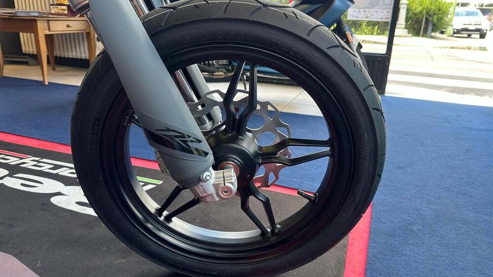 Betamotor RR 125 4T Motard T - X Special Edition (2025 - 26) (7)