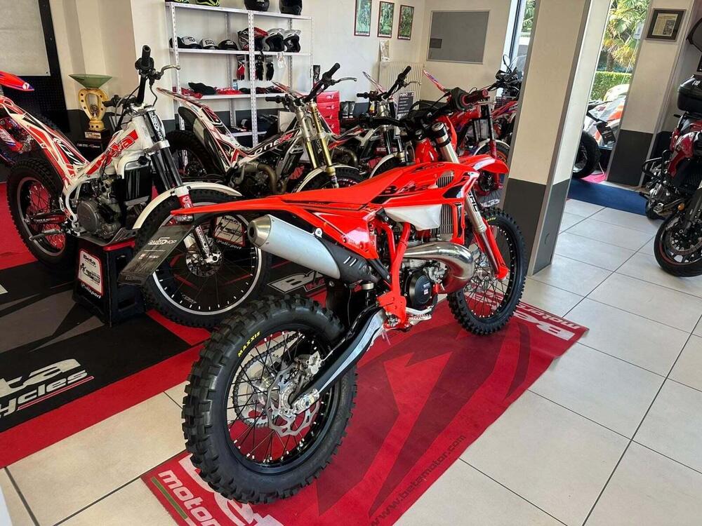 Betamotor RR X-PRO 300 2T Enduro (2025) (3)