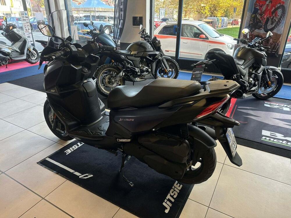 Sym Joyride 300 (2022 - 24) (5)