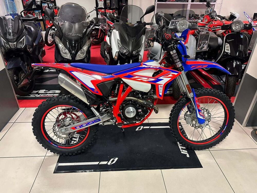 Betamotor RR 125 4T Enduro R (2024 - 26) (2)