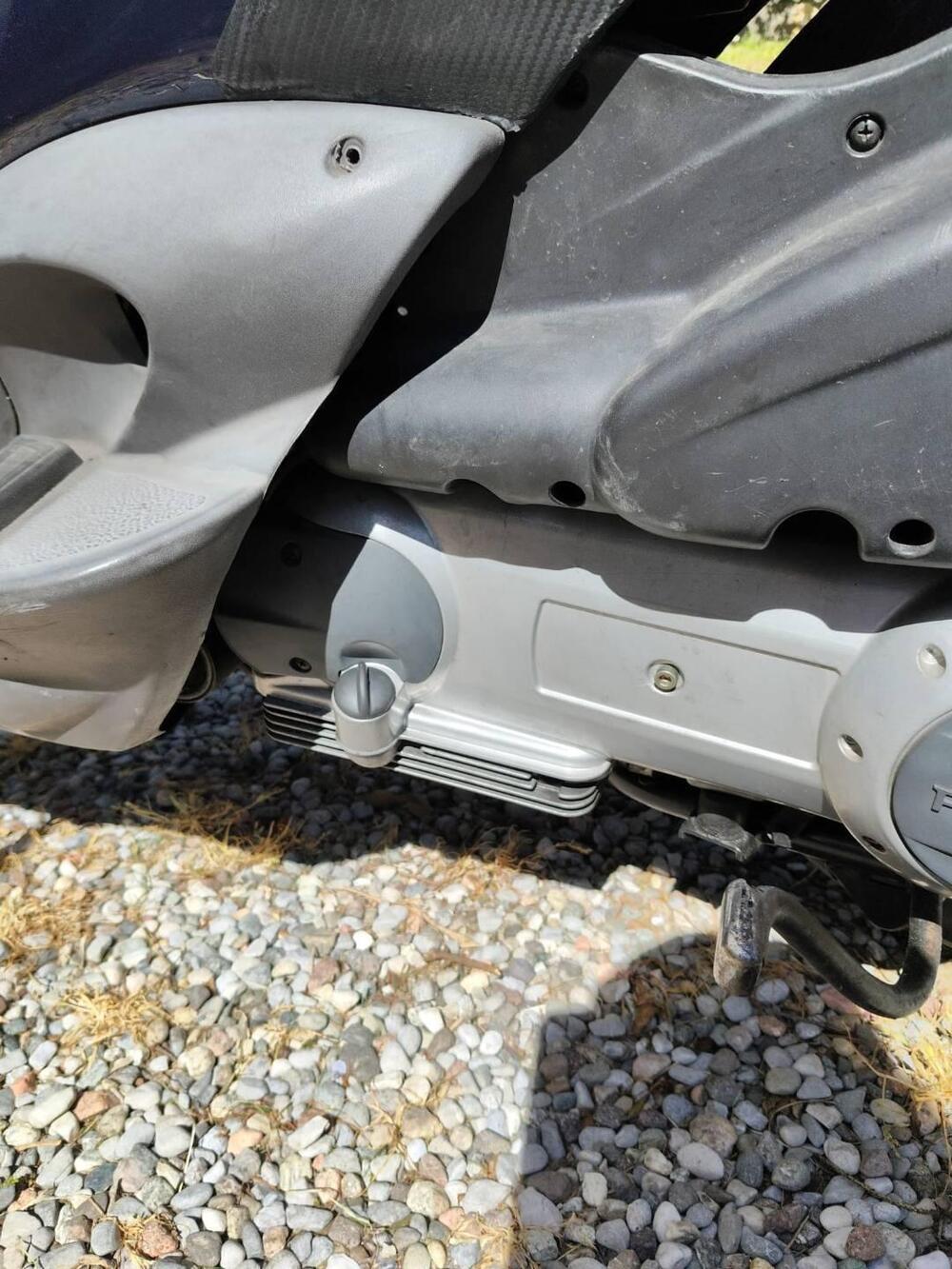 Piaggio Beverly Tourer 300 (8)