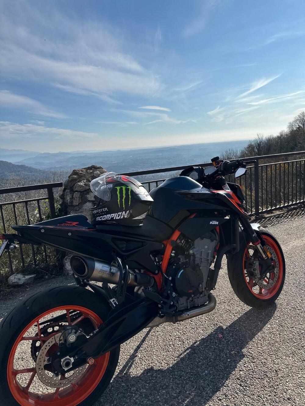 KTM 890 Duke R (2022 - 23) (4)