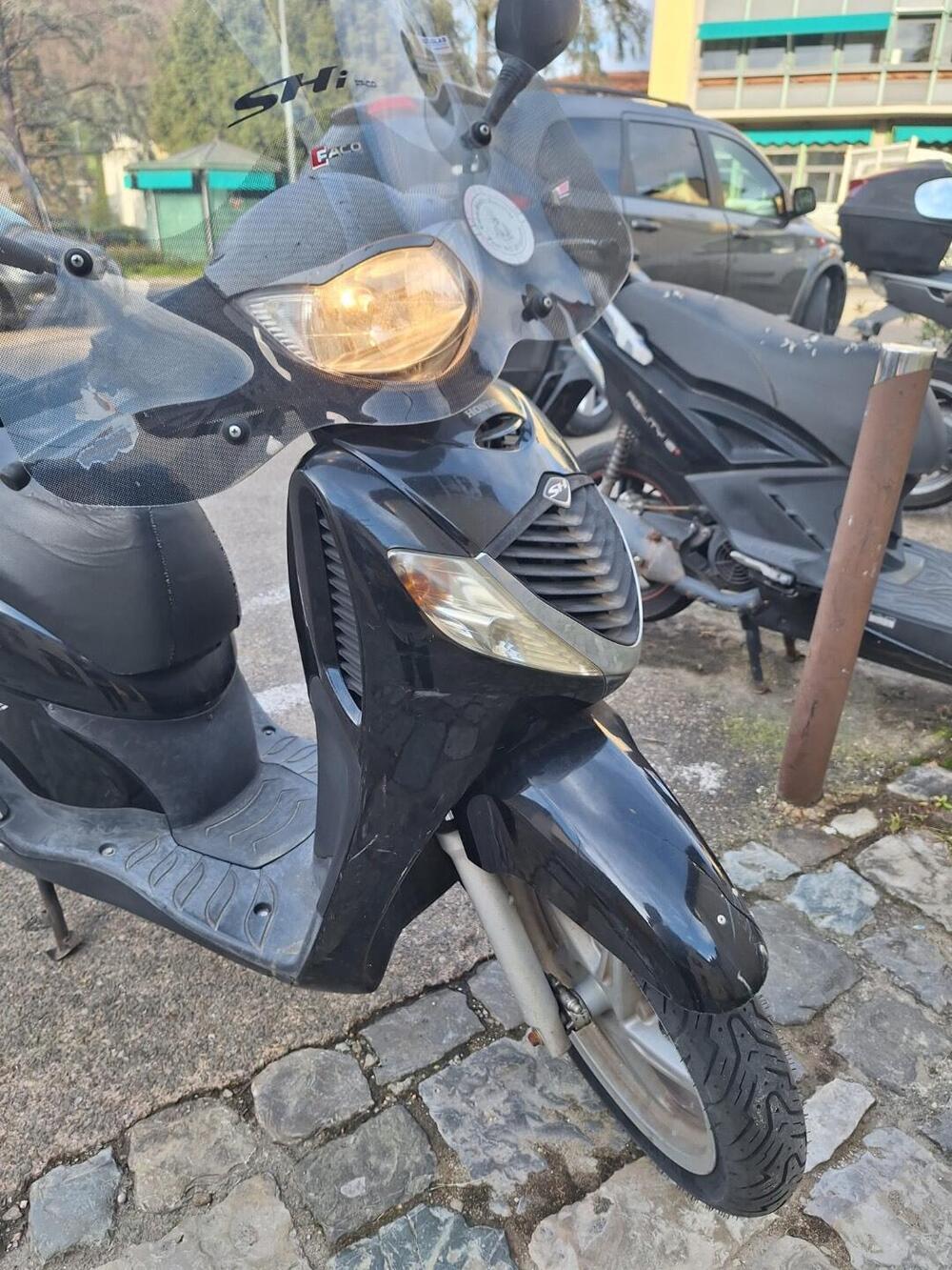 Honda SH 150i (2005 - 08) (2)