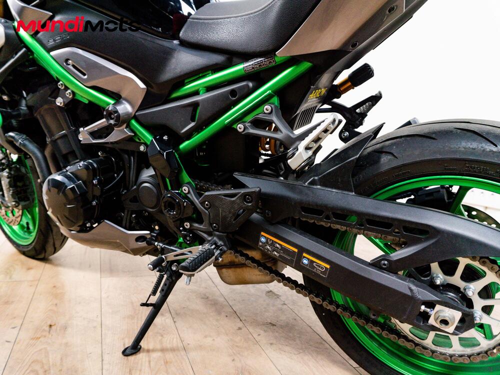 Kawasaki Z 900 SE (2025 - 26) (10)