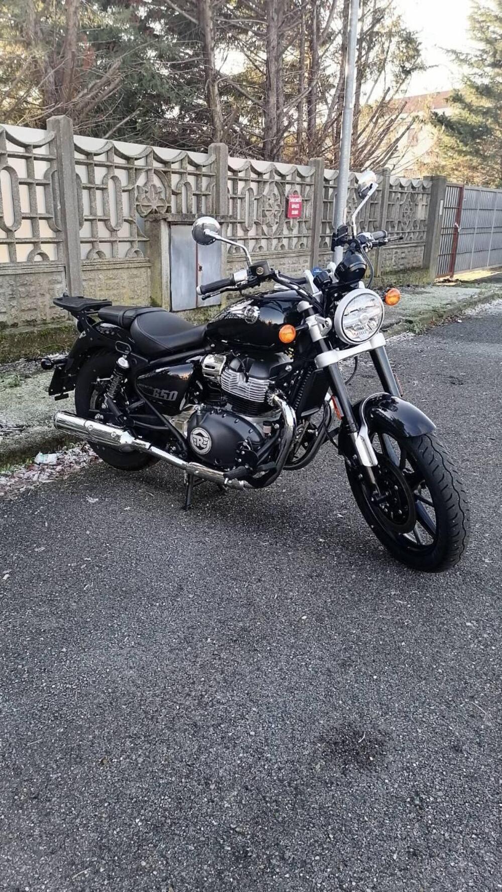 Royal Enfield Super Meteor 650 (2023 - 26) (2)