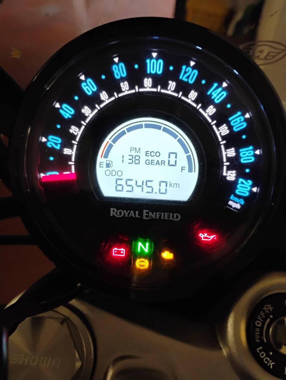 Royal Enfield Super Meteor 650 (2023 - 26) (3)