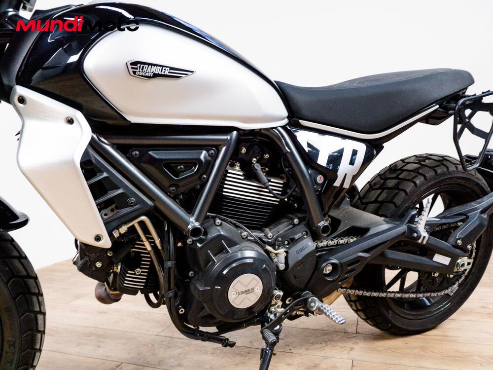 Ducati Scrambler 800 Icon Dark (2025 - 26) (9)