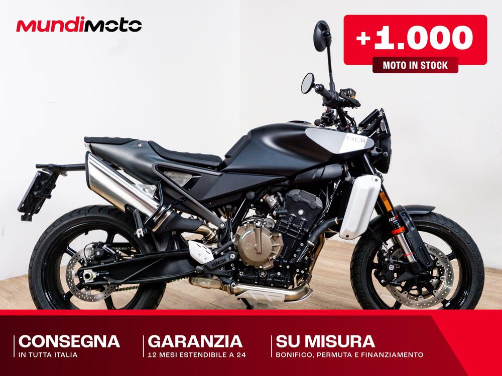 Husqvarna Svartpilen 801 (2024 - 26)