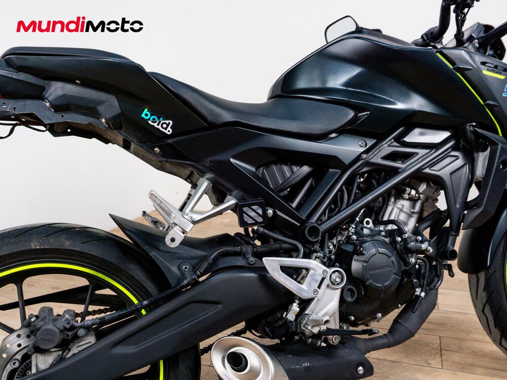 Honda CB 125 R (2024 - 26) (4)