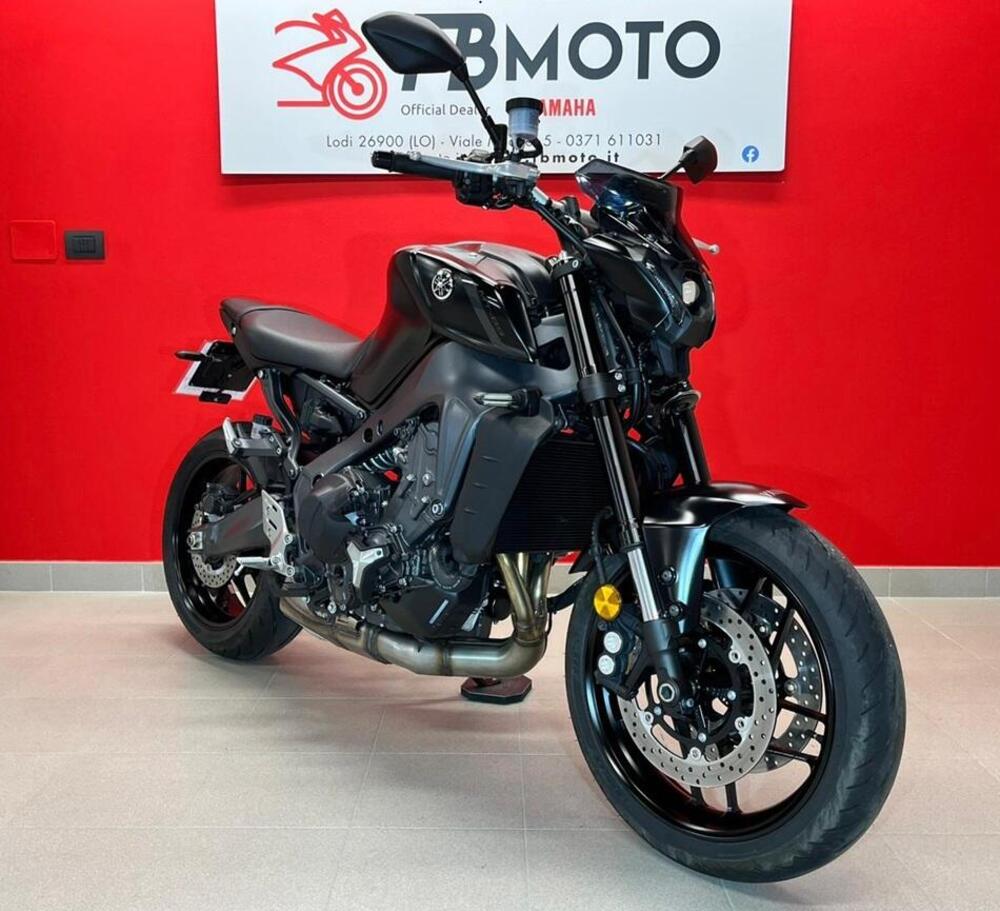 Yamaha MT-09 (2021 - 23) (2)