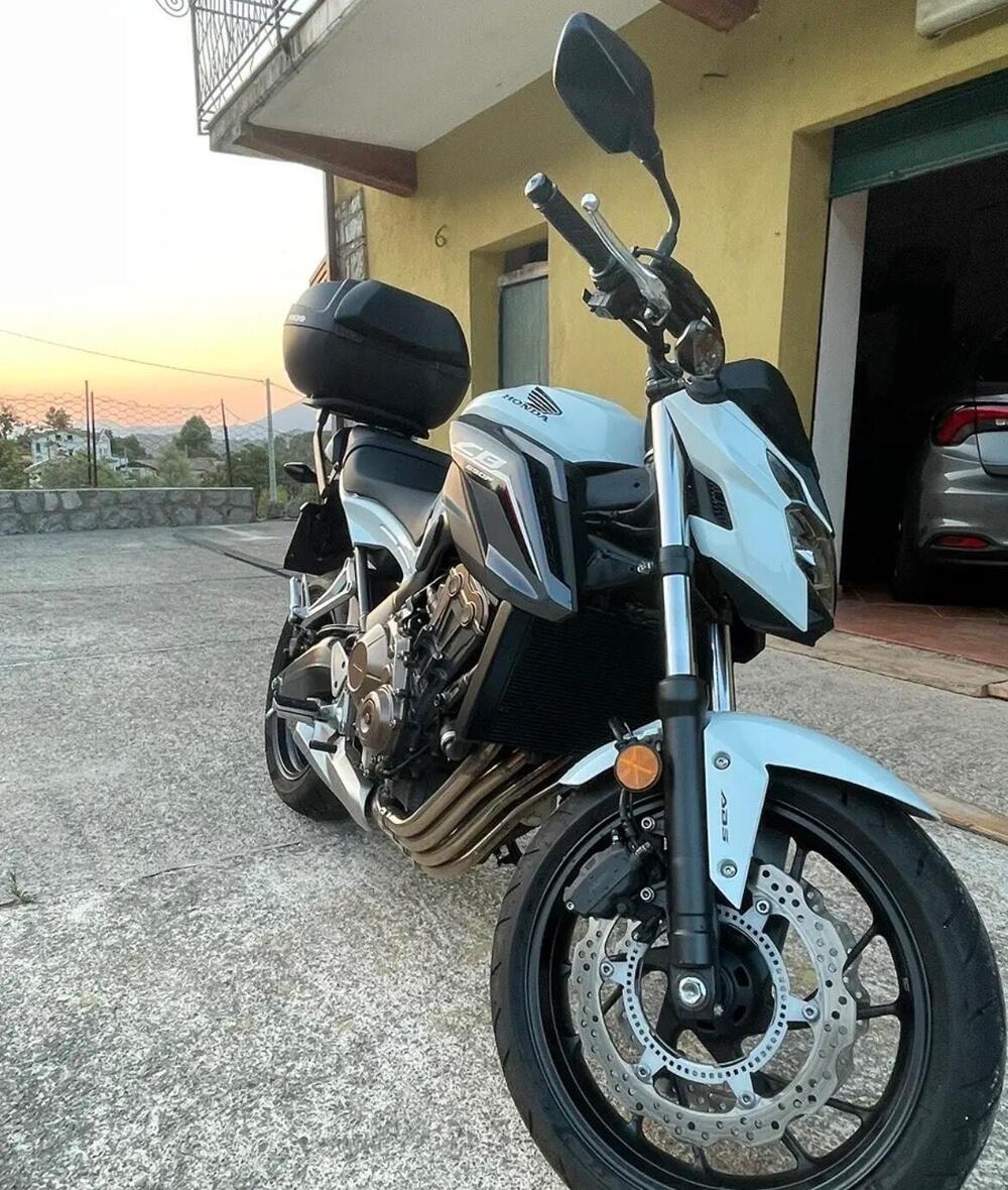 Honda CB 650 F (2017 - 18) (2)