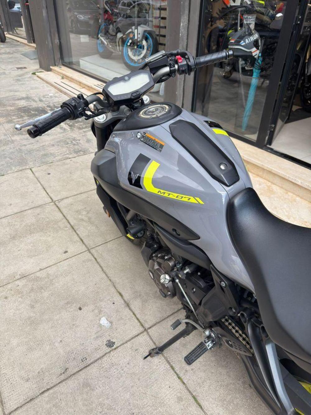 Yamaha MT-07 (2017 - 18) (3)