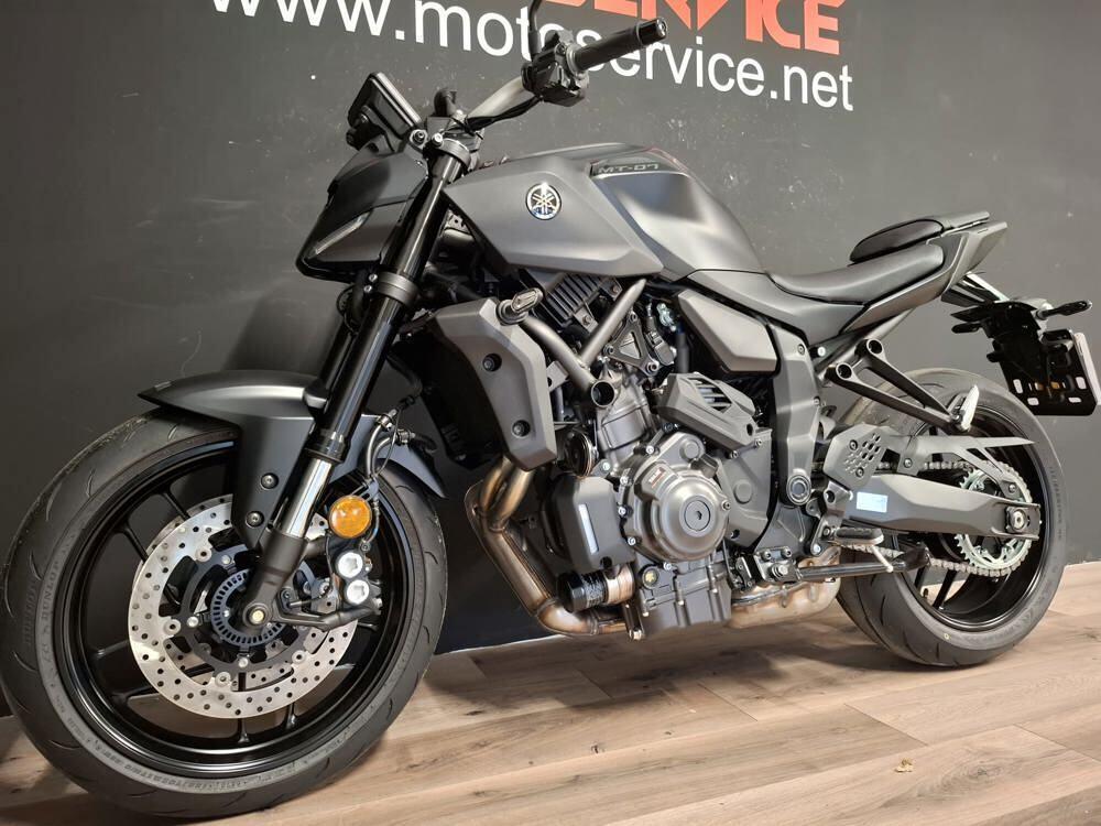 Yamaha MT-07 Y-AMT (2025 - 26) (2)