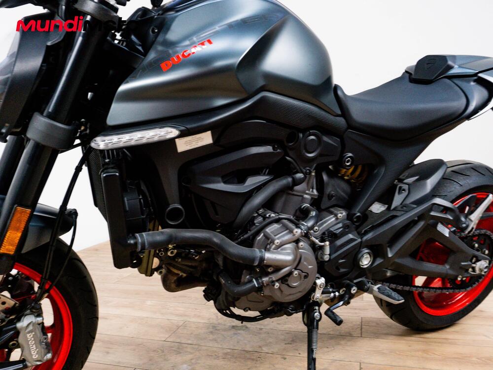 Ducati Monster 937 (2021 - 25) (9)