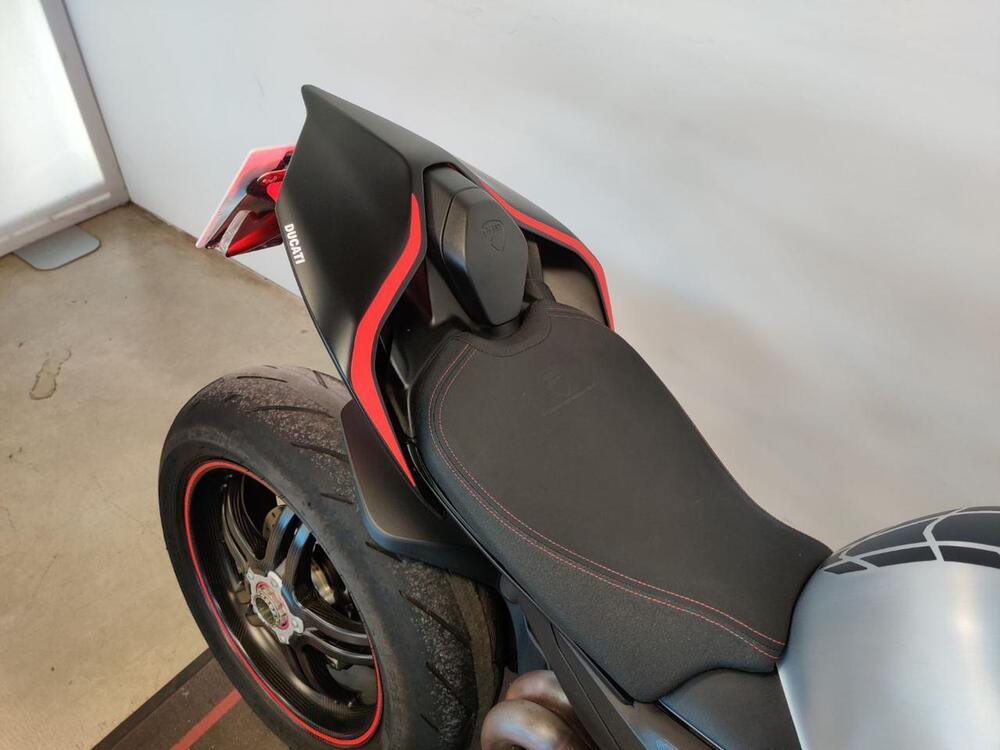 Ducati Streetfighter V4 1100 SP (2022) (8)