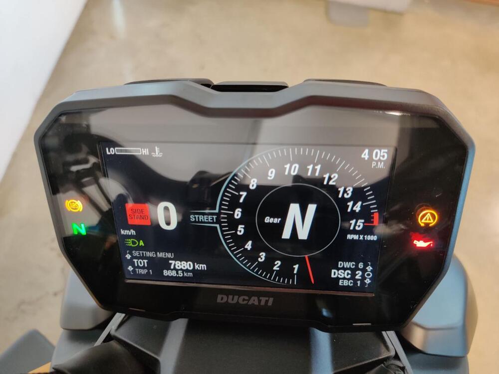Ducati Streetfighter V4 1100 SP (2022) (12)