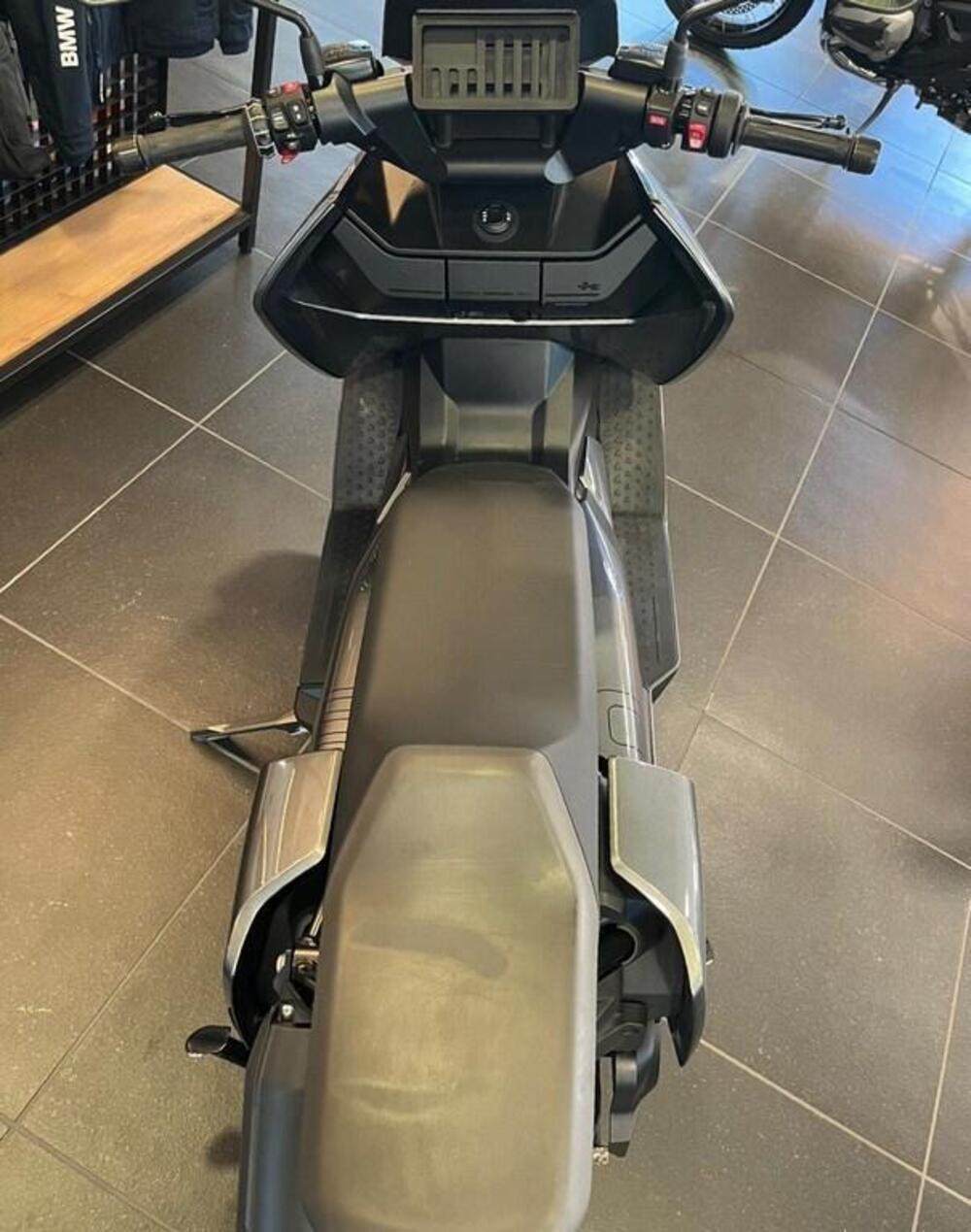 Bmw CE 04 (2021 - 25) (8)