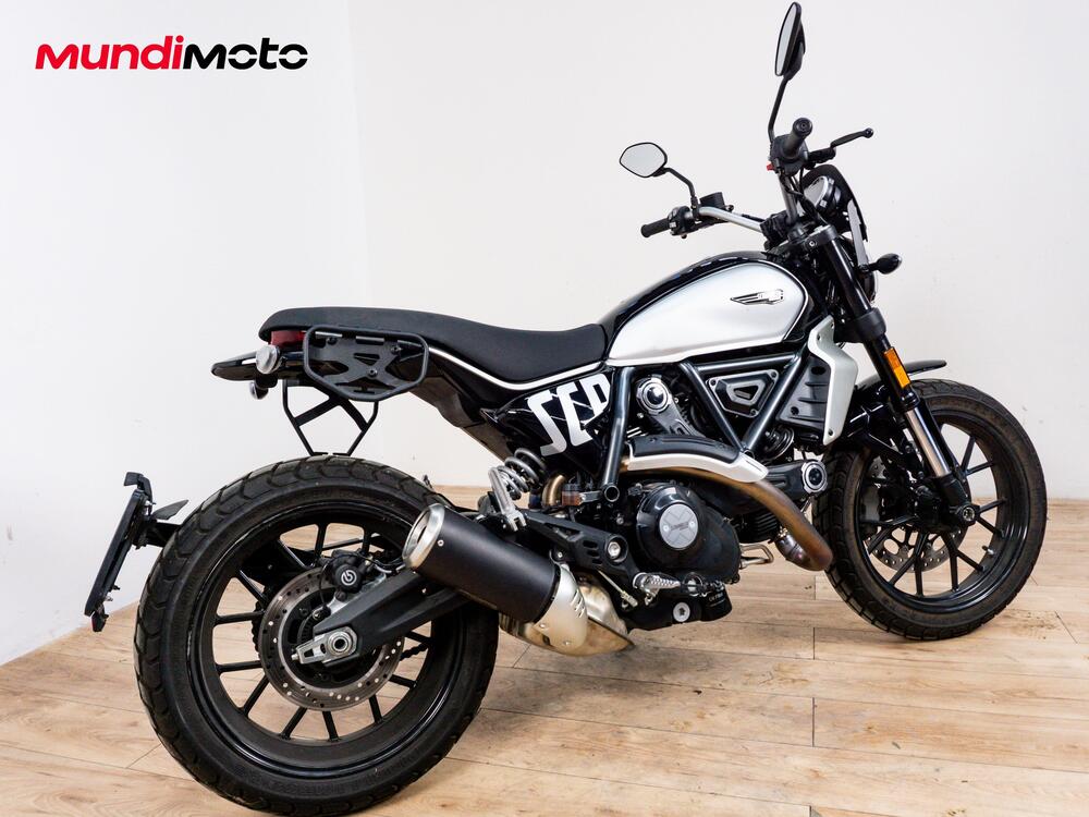 Ducati Scrambler 800 Icon Dark (2025 - 26) (3)