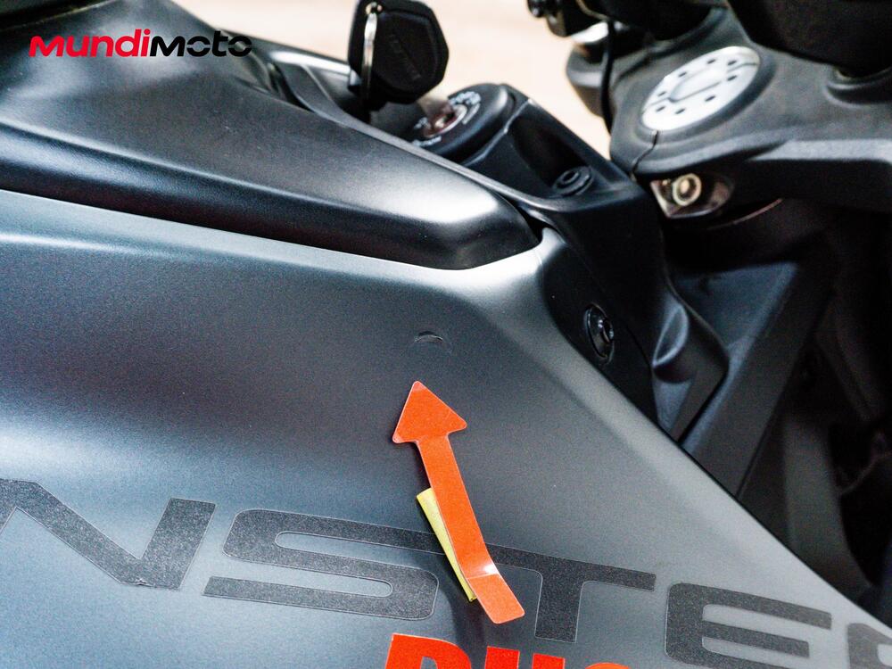 Ducati Monster 937 (2021 - 25) (14)