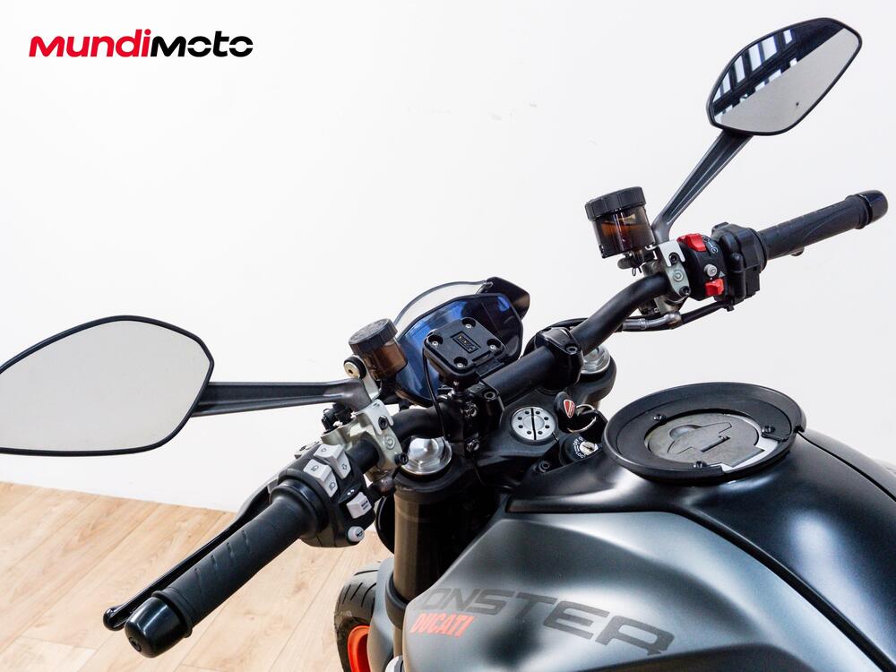 Ducati Monster 937 (2021 - 25) (11)