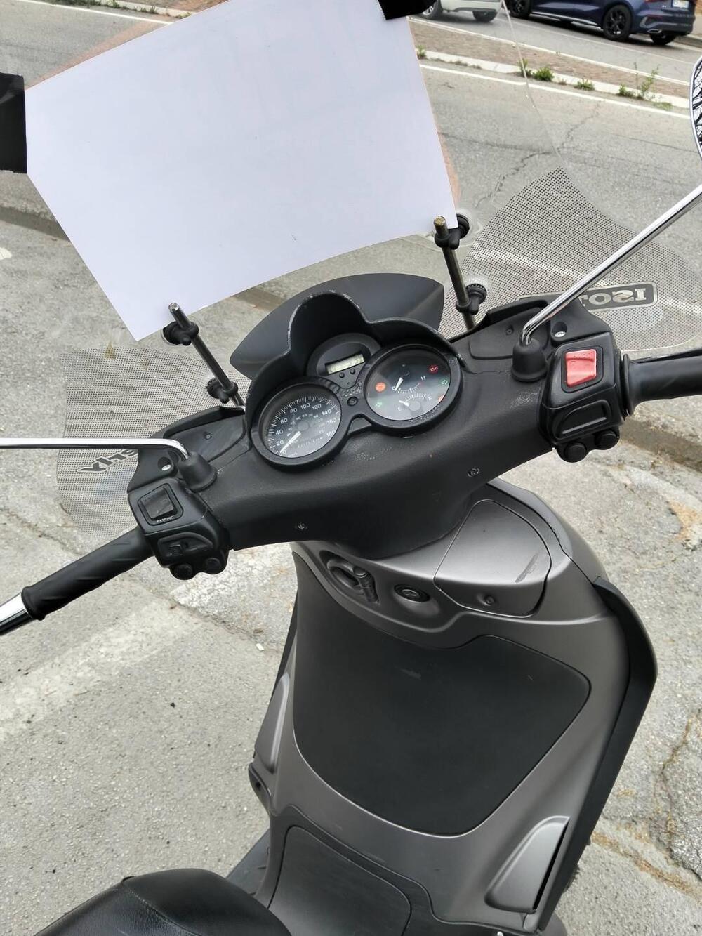 Piaggio Beverly 250 i.e. (2004 - 06) (9)