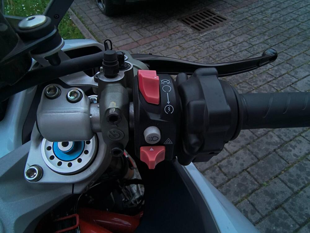 Ducati SuperSport 950 S (2021 - 24) (8)