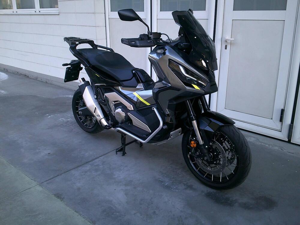 Honda X-ADV 750 DCT (2021 - 24) (2)