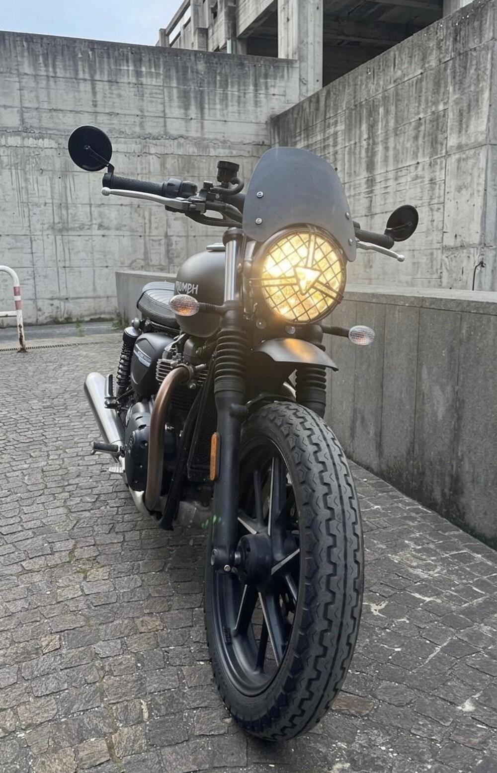 Triumph Street Twin 900 (2019 - 20) (5)