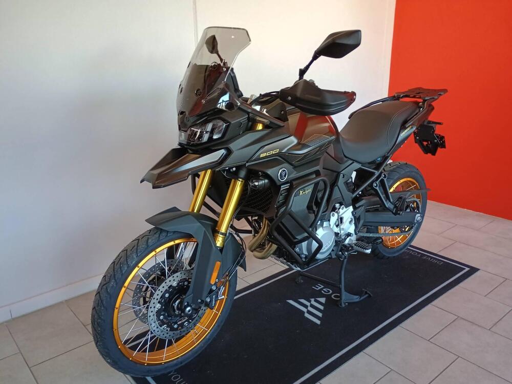 Voge Valico 900DSX (2024 - 26) (5)