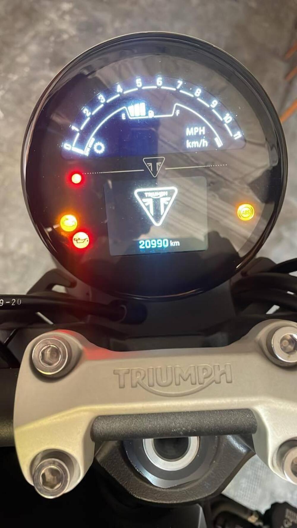 Triumph Trident 660 (2021 - 24) (2)