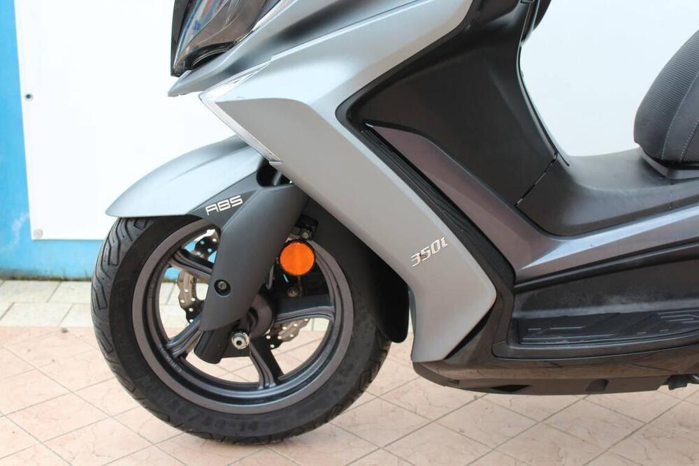 Kymco Downtown 350i ABS (2015 - 17) (4)