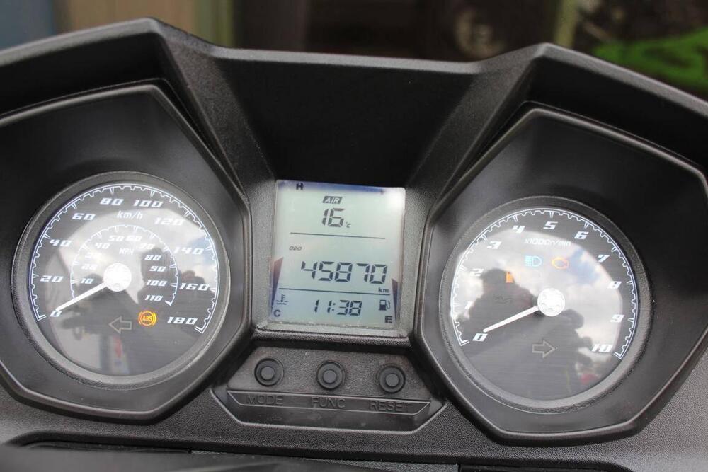 Kymco Downtown 350i ABS (2015 - 17) (9)