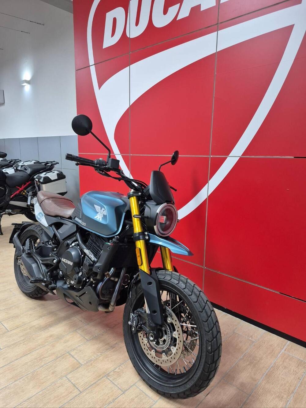 Moto Morini SEIEMMEZZO SCR (2022 - 26) (2)