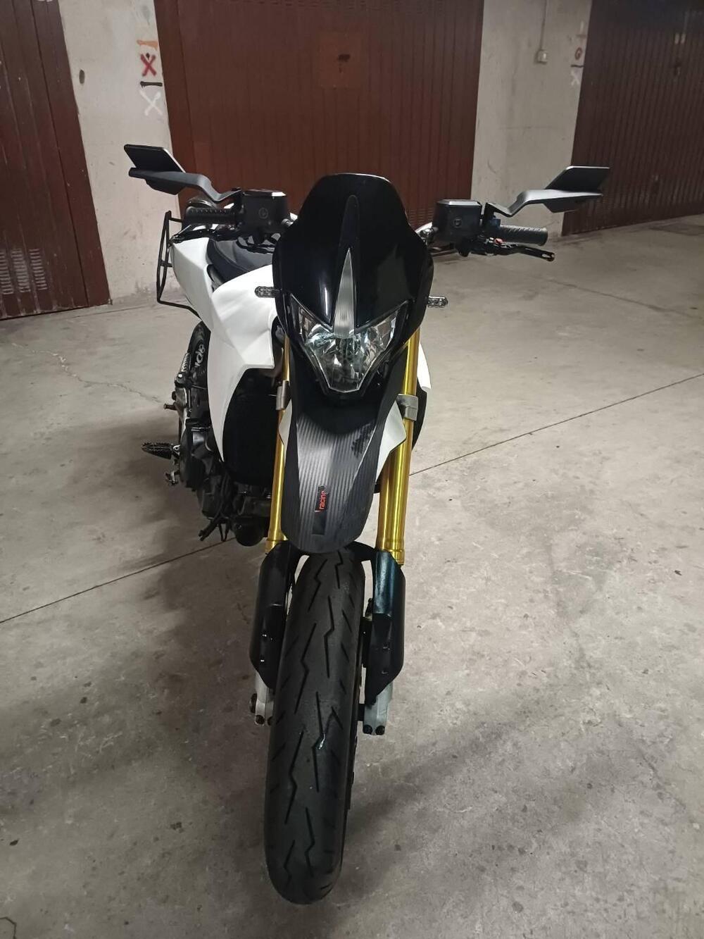 Aprilia Dorsoduro 750 ABS (2009 - 17) (4)